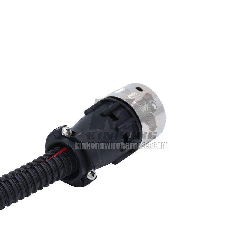 Heavy Duty Track 2015 pump plug