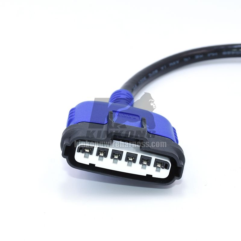 HDMI 16pin to Yazaki 7283-1968-30 Cable
