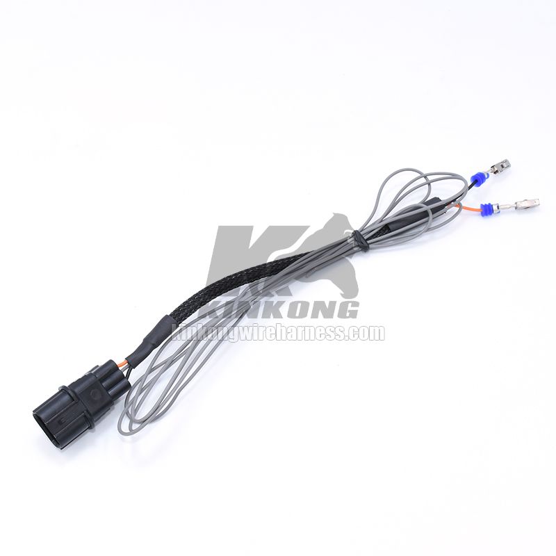 Custom wire harness with Sumitomo 3 way connector 6188-4739