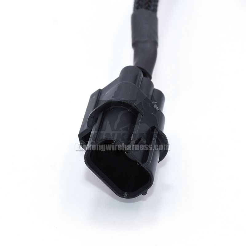Custom wire harness with Sumitomo 3 way connector 6188-4739