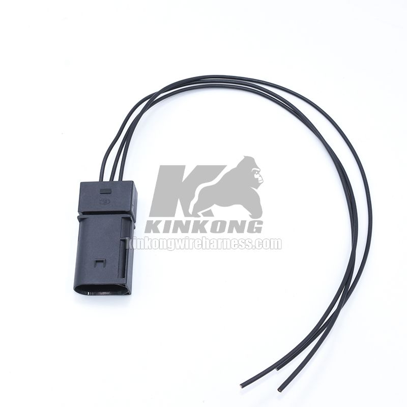Custom Wire Harness pigtail with 4 hole connector WA10212