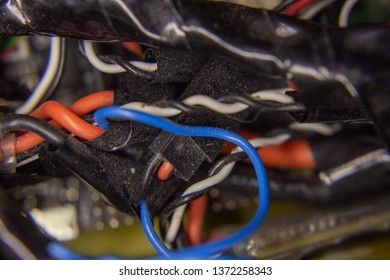 With the development of society, people's requirements for automobile safety, comfort, economy and emission are getting higher and higher, and the automotive wiring harness becomes more and more complicated, and the correct testing of the automotive wirin