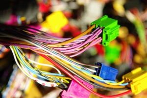 e. Temperature and power compensation (1) In electrical circuits there are pure inductive circuits and pure capacitive circuits, two ridges in the voltage and current relationship is the opposite, so the use of Capacitive cry characteristics to compensate