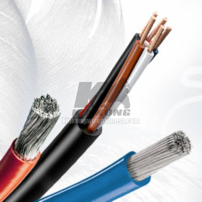 Capacitors used on the automotive control harness, there are multiple models or types, energy storage type electronic components, the components themselves neither generate energy nor consume energy.Main function.Improve the key components (parts) a cer