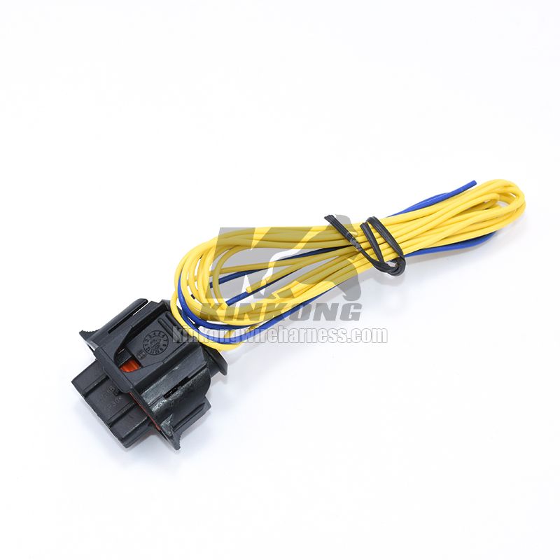 Custom automotive harness with 4 way receptacle Ignition connectors 1928404993