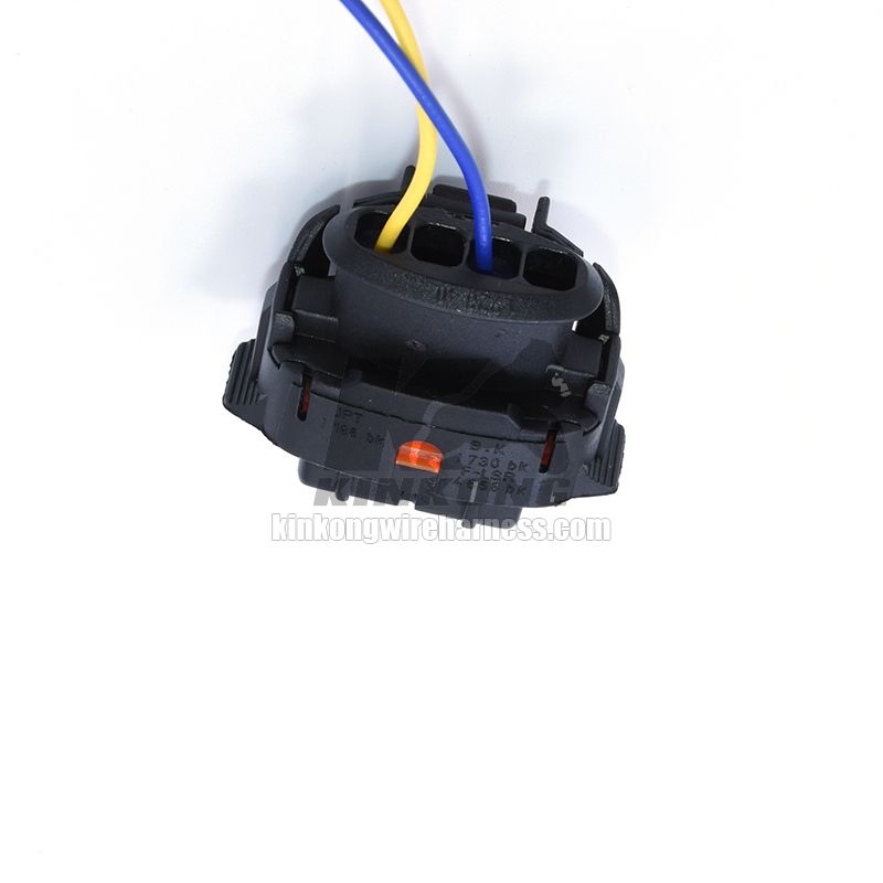 Custom automotive harness with 4 way receptacle Ignition connectors 1928404993