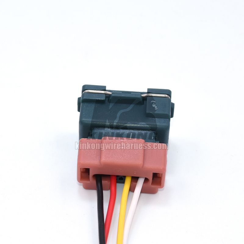 Custom Wire Harness pigtail with 4 hole connector CKK7041M-3.5-21