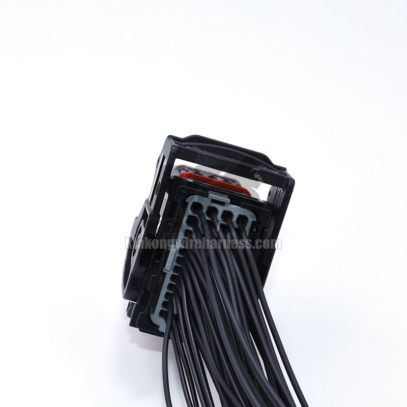 Custom motorcycle wire harness WB1123